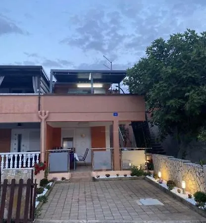 Holiday home In - Insel 42971