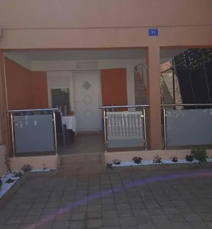 In - Insel 42971 Holiday home Vir