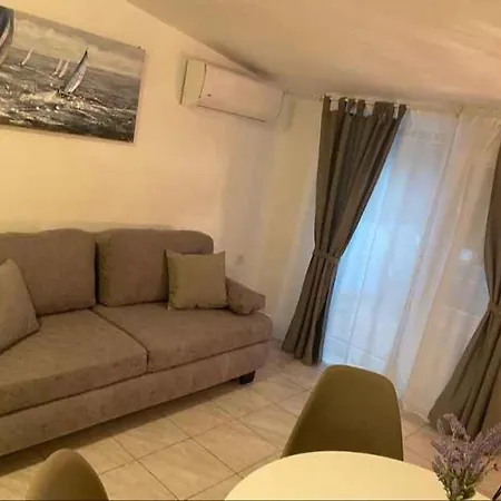 In - Insel 42971 Holiday home Vir
